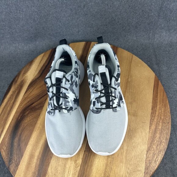 Nike Men's Roshe One SE Wolf Grey Black Camo Running Shoes 844687-013 Size 6.5 - Picture 4 of 12